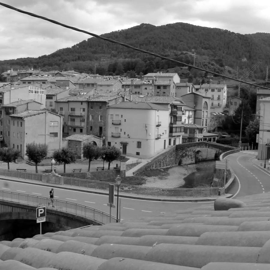 Hostal Fonda Cerdanya La Pobla de Lillet Zewnętrze zdjęcie